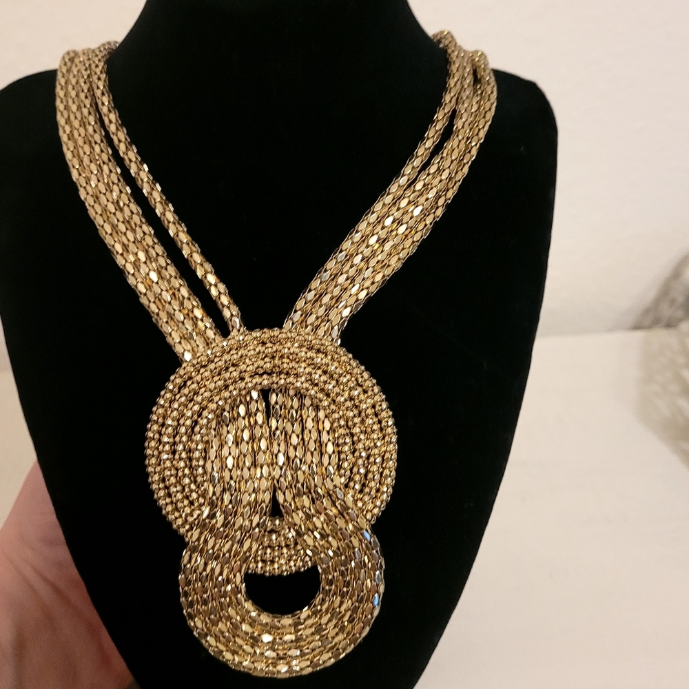 Express Gold Fashion Necklace